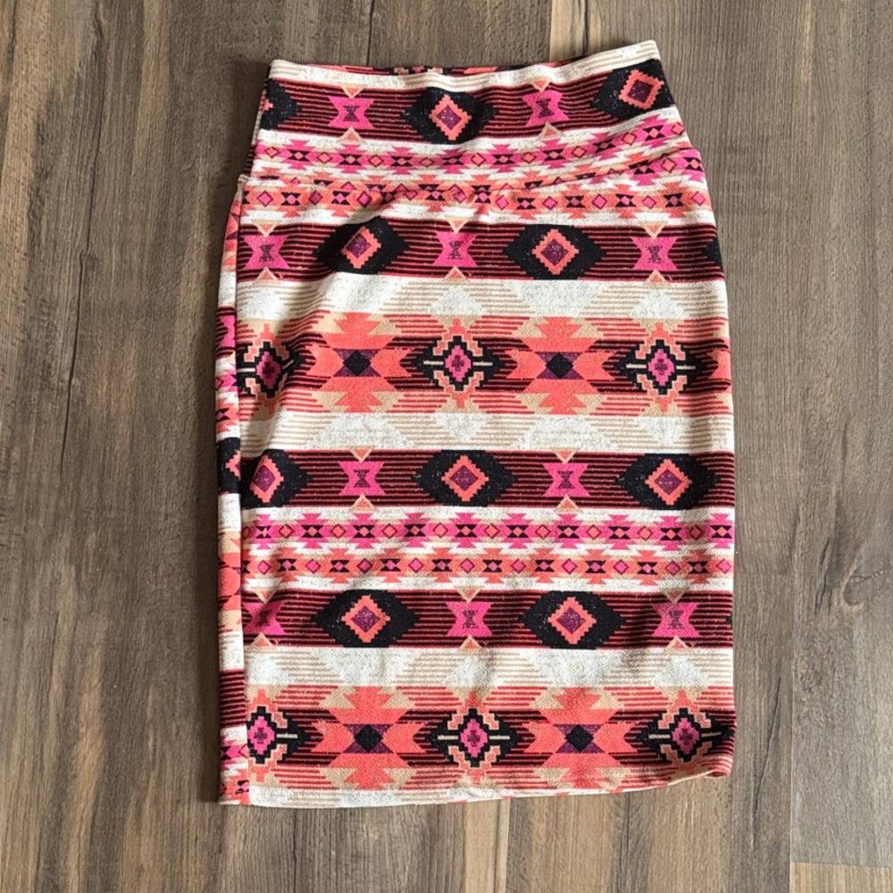 LuLaRoe Vibrant Pink and Black Geometric Pencil Skirt
